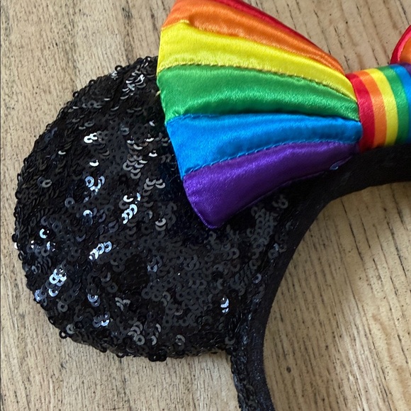 Disney “Mickey Ears” Lot of 4 - Picture 9 of 16